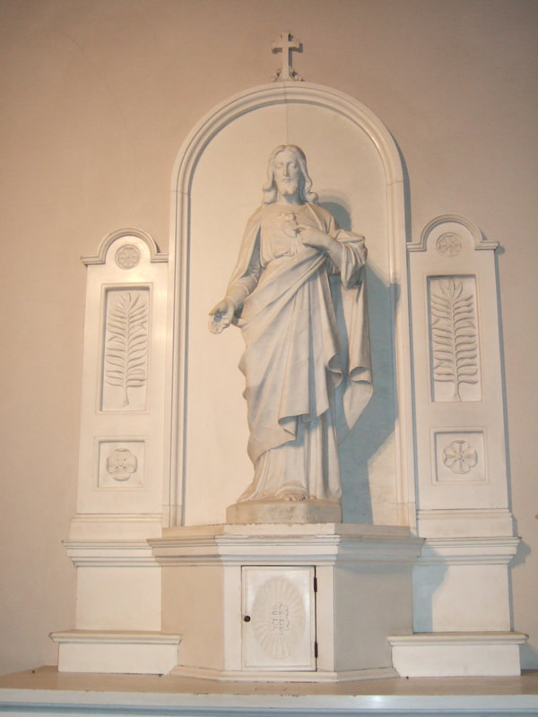 M13 - Statue, Jesus (Sacred Heart)