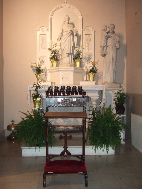 M12 - Side Altar, Jesus (Sacred Heart)
